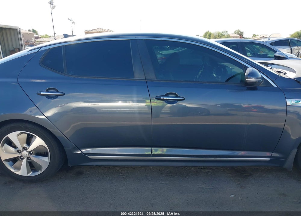 2014 KIA OPTIMA HYBRID VIN: KNAGN4AD5E5068746