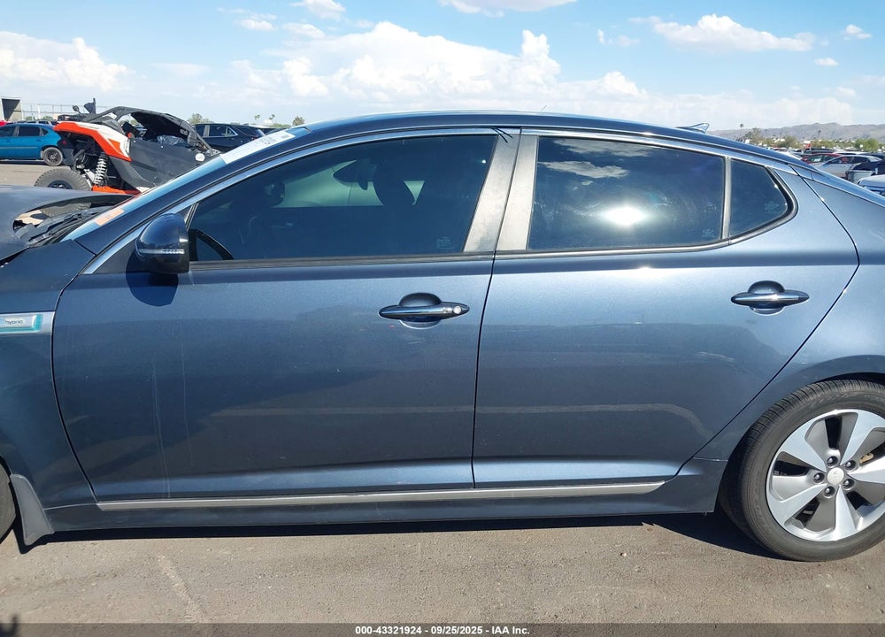 2014 KIA OPTIMA HYBRID VIN: KNAGN4AD5E5068746