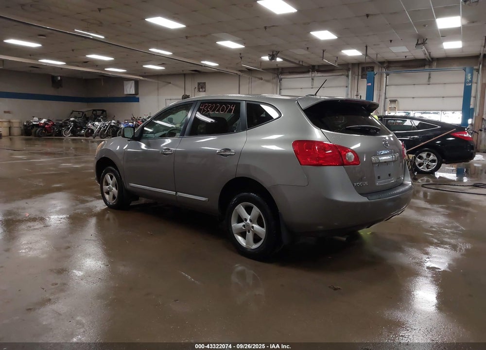 2013 NISSAN ROGUE S VIN: JN8AS5MV0DW627564
