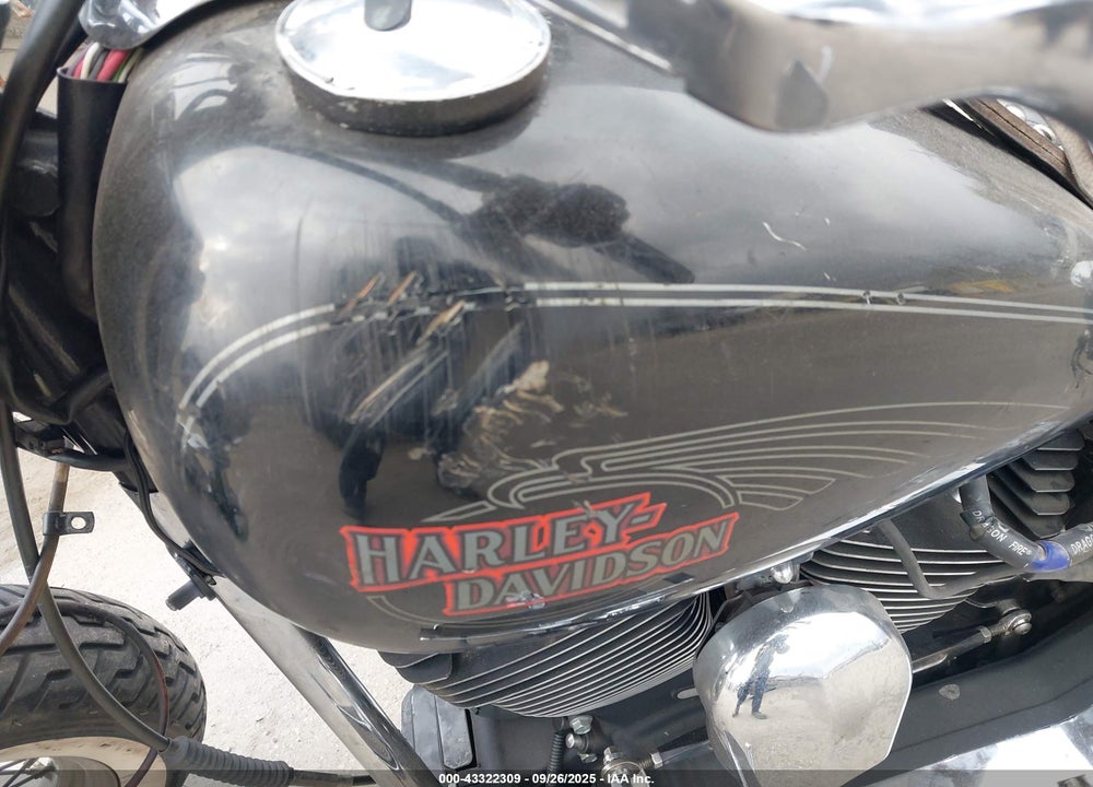 2004 HARLEY-DAVIDSON FLSTC VIN: 1HD1BJY354Y014159