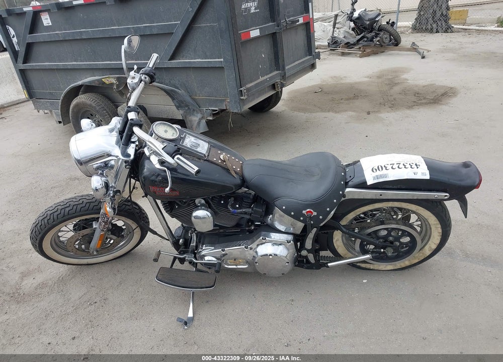 2004 HARLEY-DAVIDSON FLSTC VIN: 1HD1BJY354Y014159