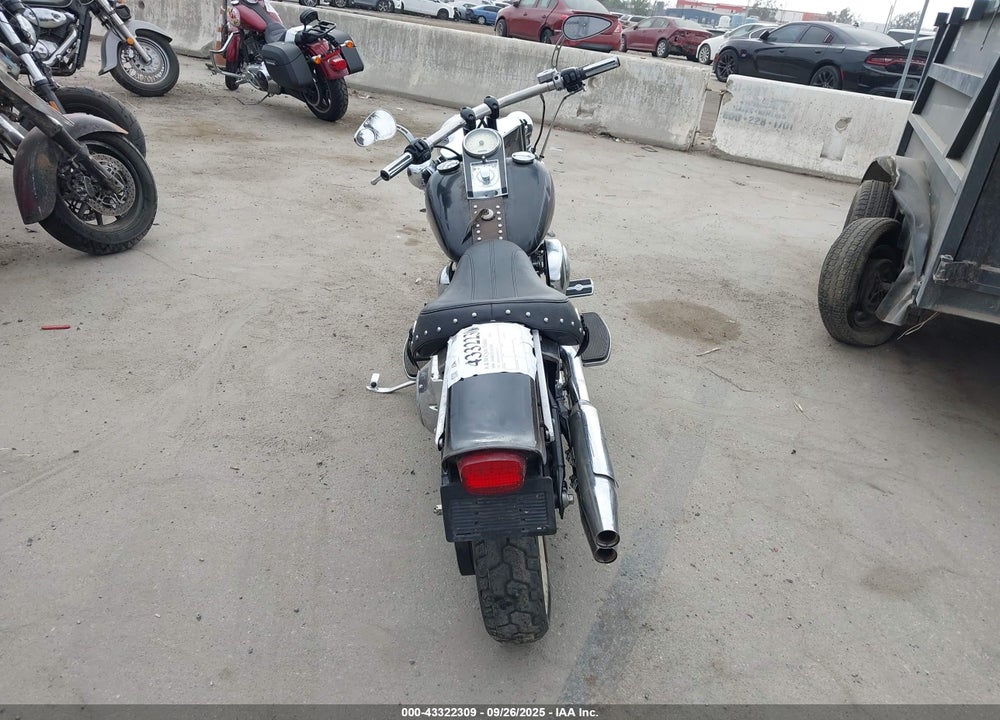 2004 HARLEY-DAVIDSON FLSTC VIN: 1HD1BJY354Y014159