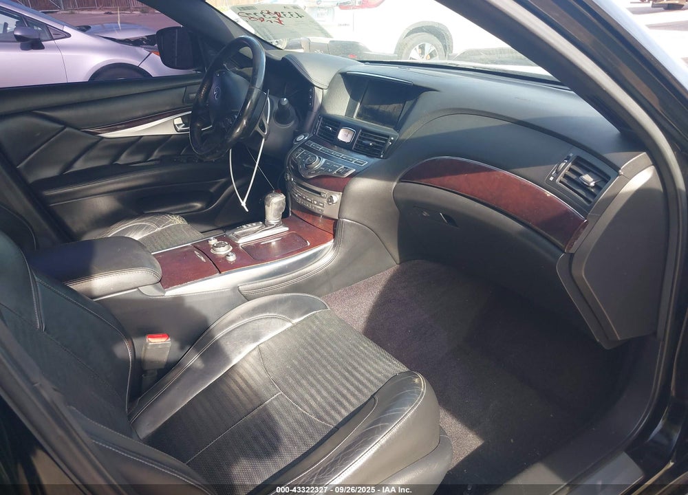 2013 INFINITI M56X VIN: JN1AY1ARXDM590113