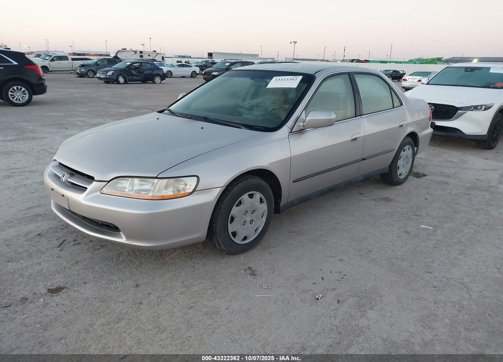 1999 HONDA ACCORD LX VIN: JHMCG5647XC025176