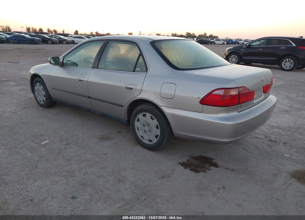 1999 HONDA ACCORD LX VIN: JHMCG5647XC025176