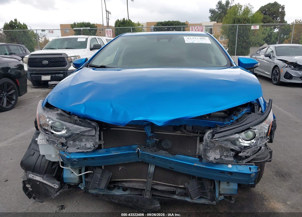 2018 TOYOTA COROLLA IM VIN: JTNKARJEXJJ572768