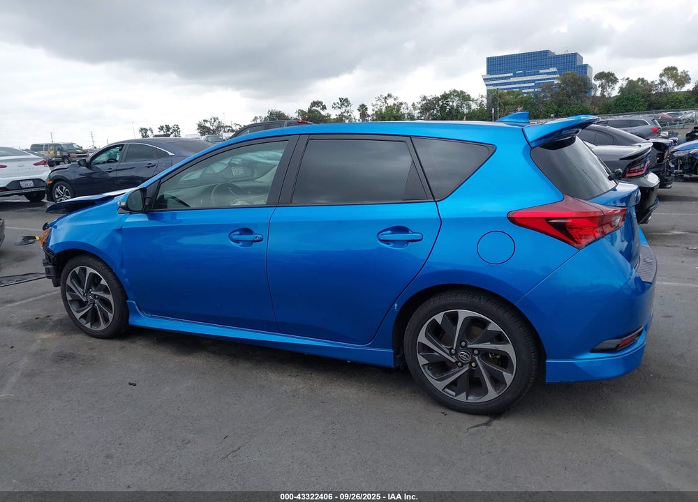 2018 TOYOTA COROLLA IM VIN: JTNKARJEXJJ572768