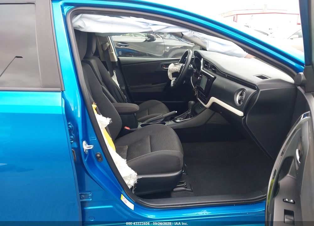 2018 TOYOTA COROLLA IM VIN: JTNKARJEXJJ572768