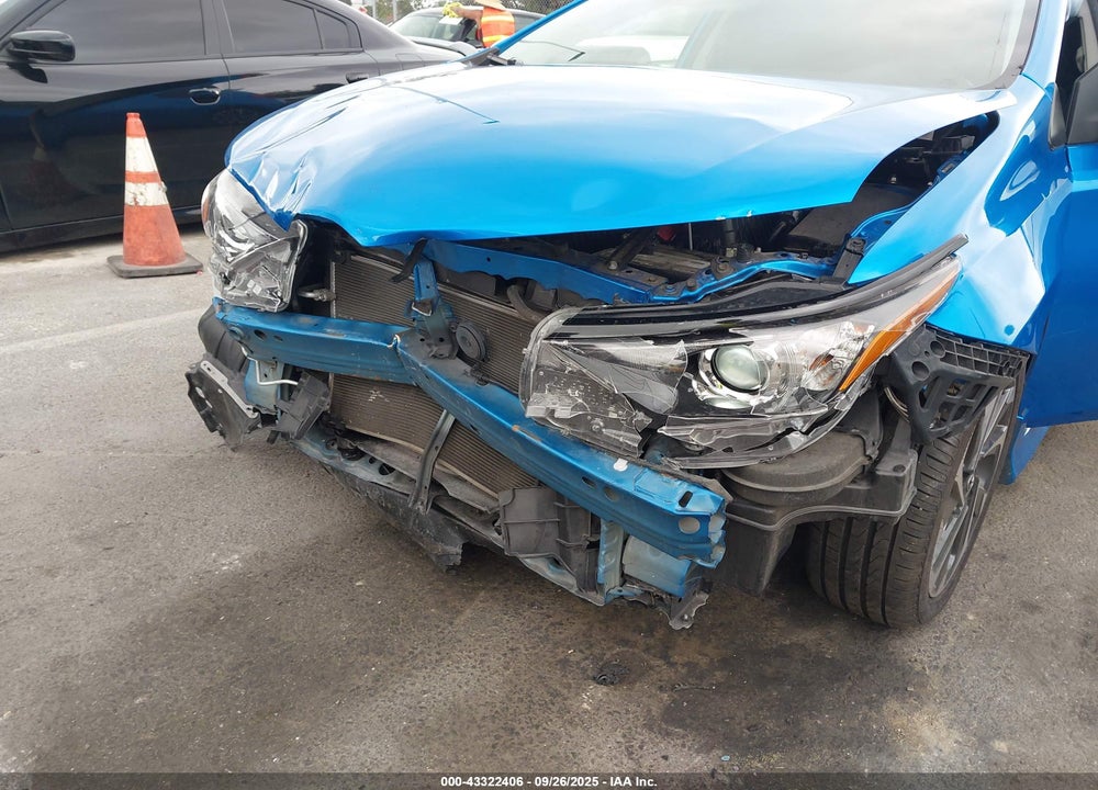 2018 TOYOTA COROLLA IM VIN: JTNKARJEXJJ572768