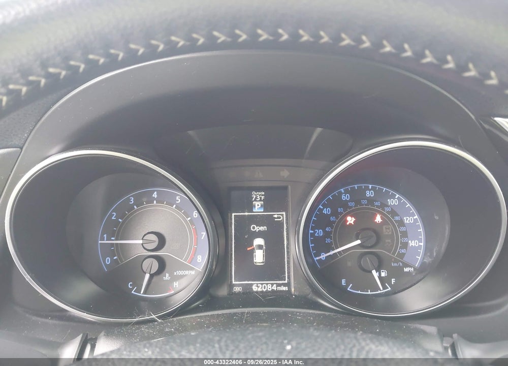2018 TOYOTA COROLLA IM VIN: JTNKARJEXJJ572768
