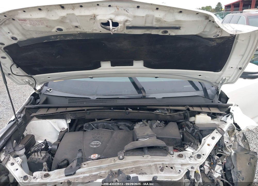 2019 TOYOTA HIGHLANDER LIMITED/PLATINUM VIN: 5TDDZRFH4KS927995