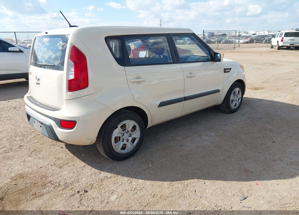 2012 KIA SOUL VIN: KNDJT2A51C7377000