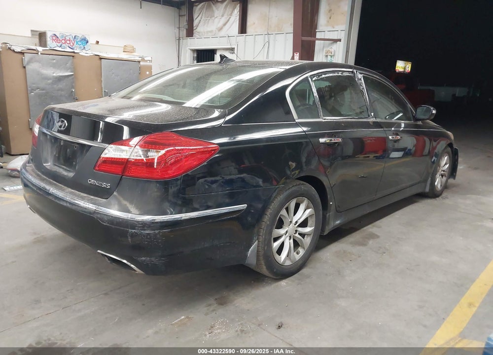 2012 HYUNDAI GENESIS VIN: KMHGC4DD9CU185426