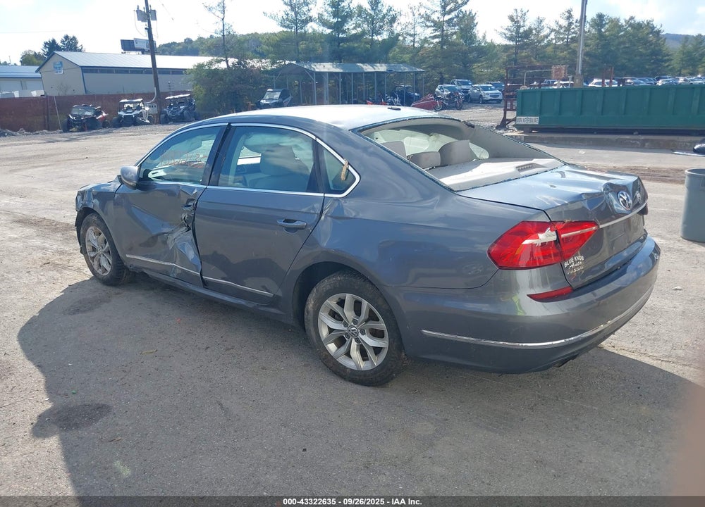 2016 VOLKSWAGEN PASSAT VIN: 1VWAT7A34GC047597