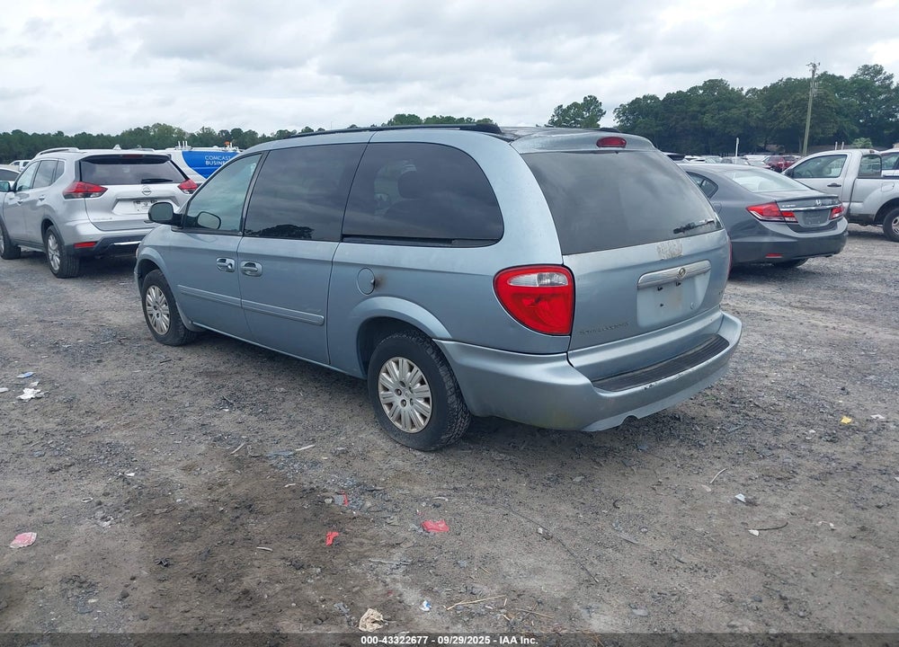 2005 CHRYSLER TOWN & COUNTRY LX VIN: 2C4GP44R45R486805
