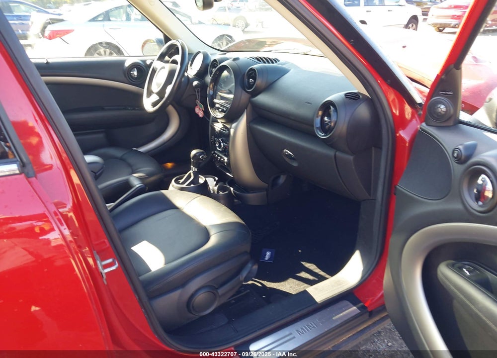 2016 MINI COUNTRYMAN VIN: WMWZB3C50GWR47750