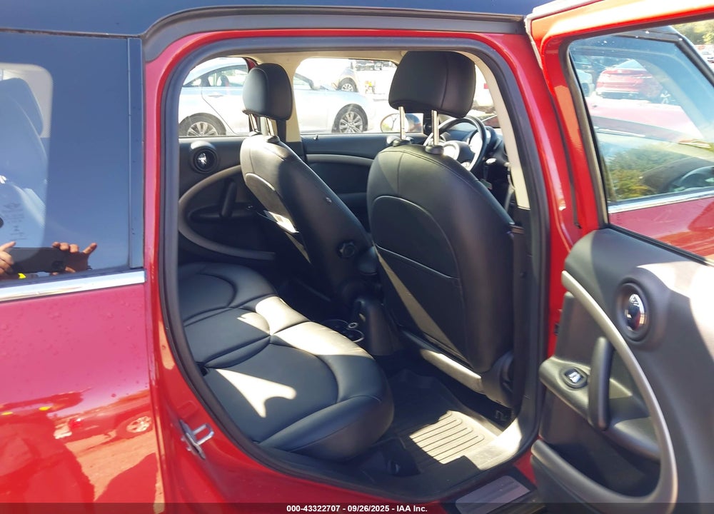 2016 MINI COUNTRYMAN VIN: WMWZB3C50GWR47750