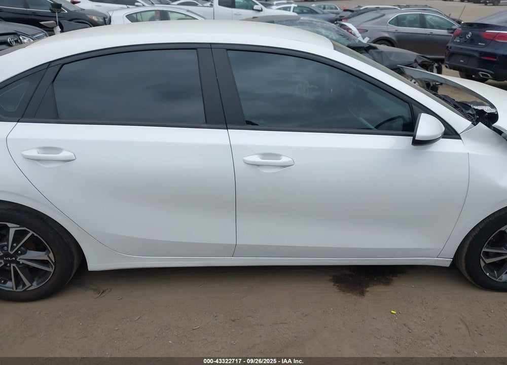 2023 KIA FORTE LXS VIN: 3KPF24AD3PE553806