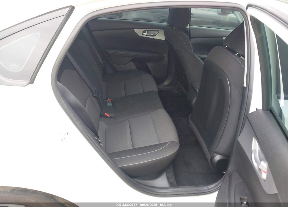 2023 KIA FORTE LXS VIN: 3KPF24AD3PE553806