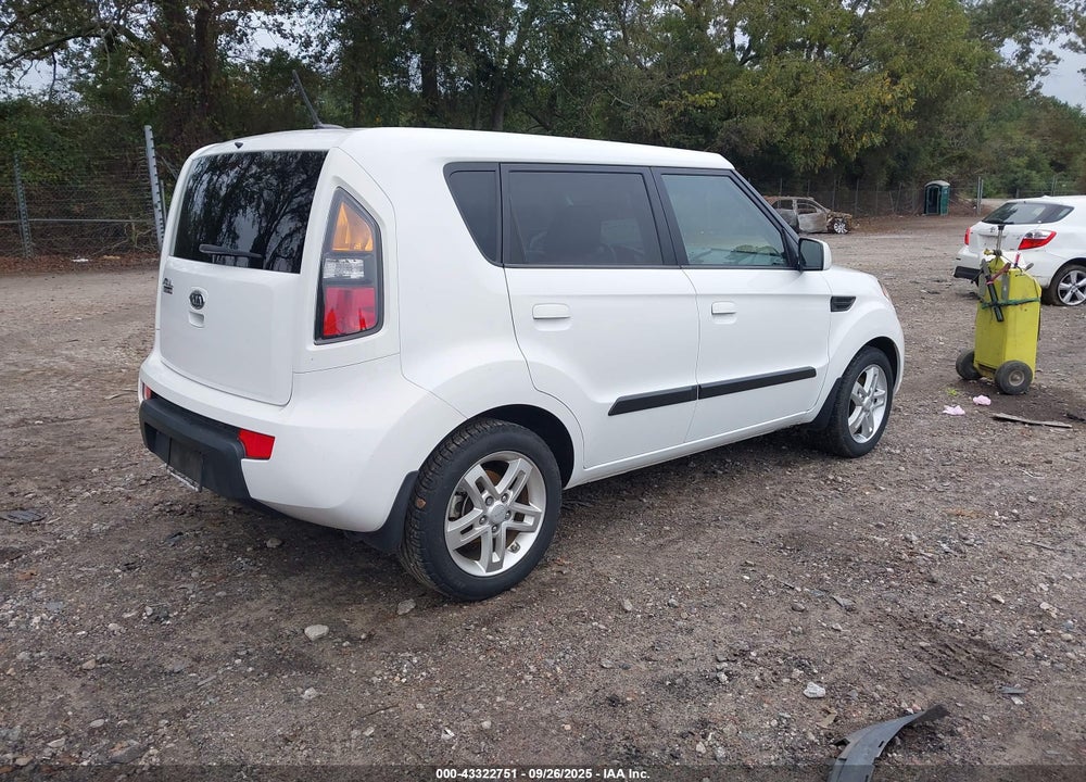 2010 KIA SOUL VIN: KNDJT2A27A7084270