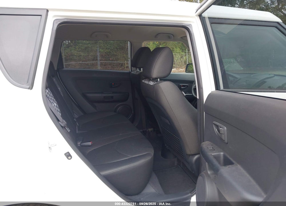 2010 KIA SOUL VIN: KNDJT2A27A7084270