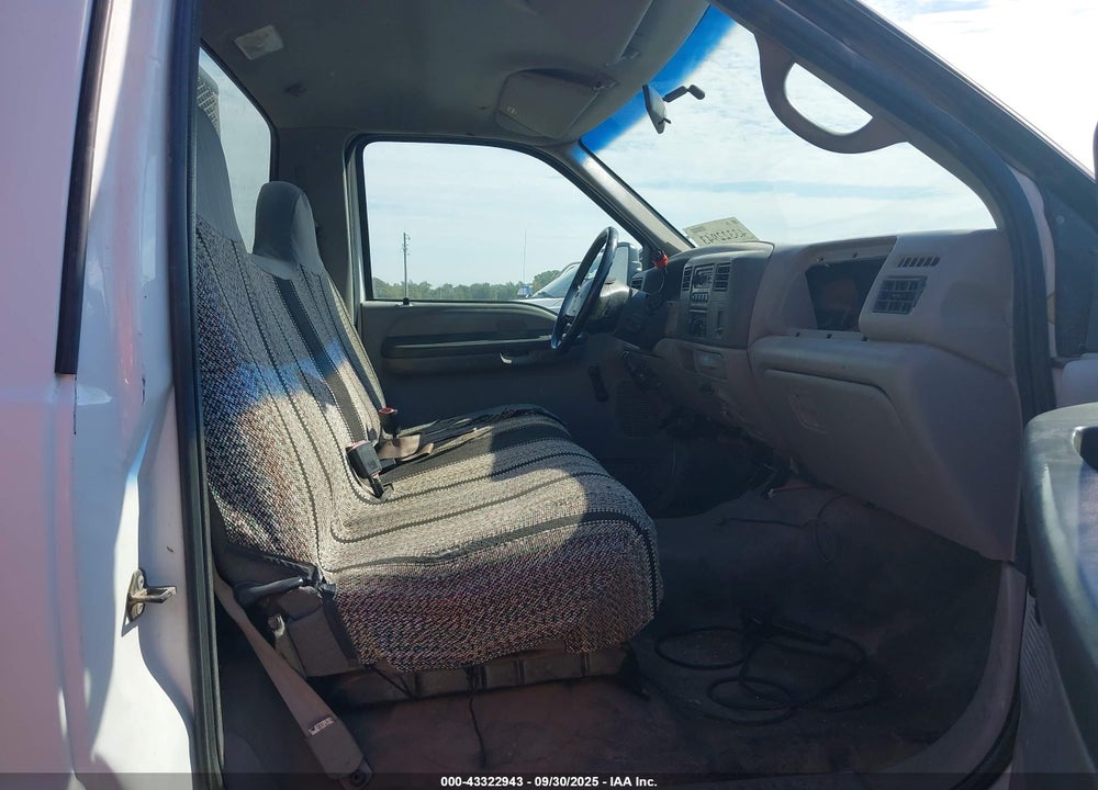 2000 FORD F-450 VIN: 1FDXF46S9YED41680