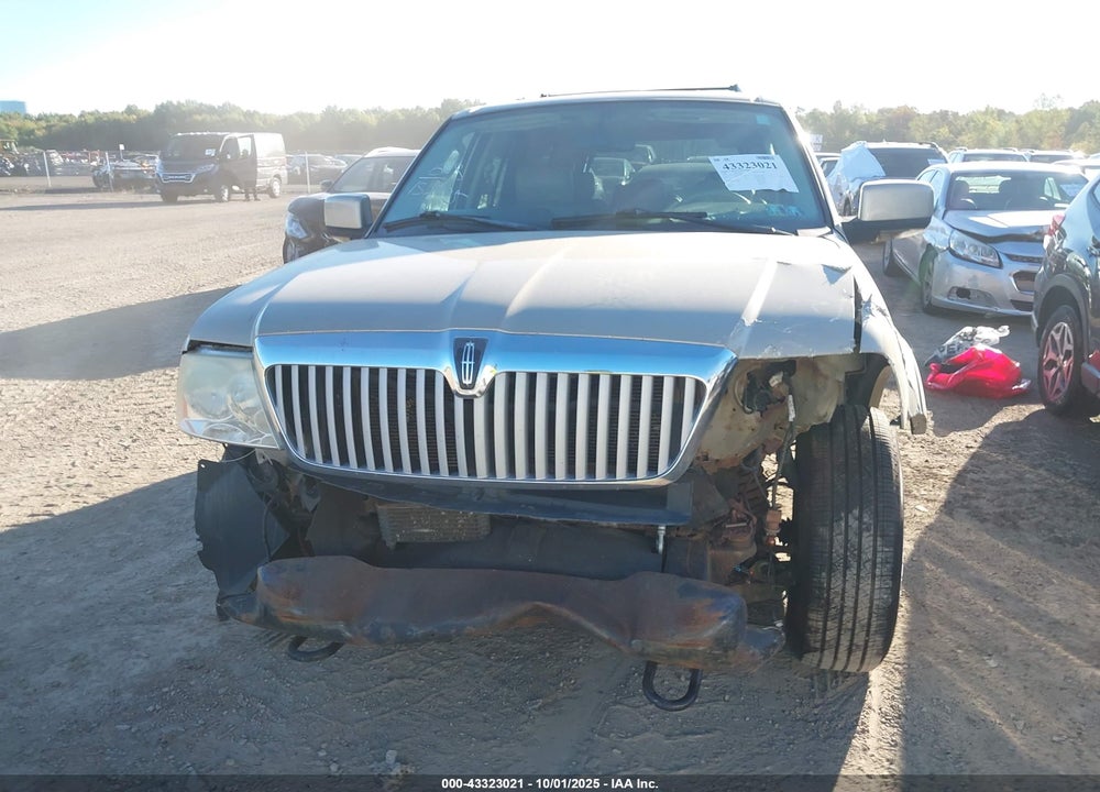2006 LINCOLN NAVIGATOR LUXURY/ULTIMATE VIN: 5LMFU28526LJ06864
