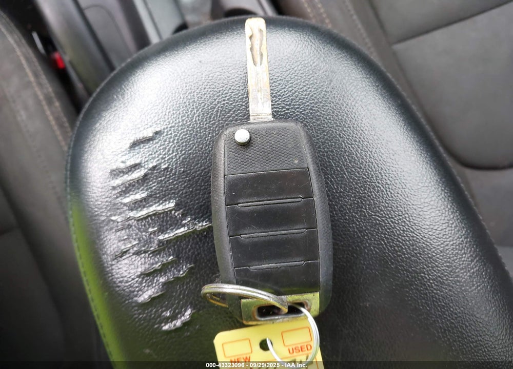 2015 KIA SOUL VIN: KNDJN2A28F7193144