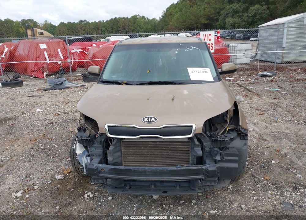 2015 KIA SOUL VIN: KNDJN2A28F7193144