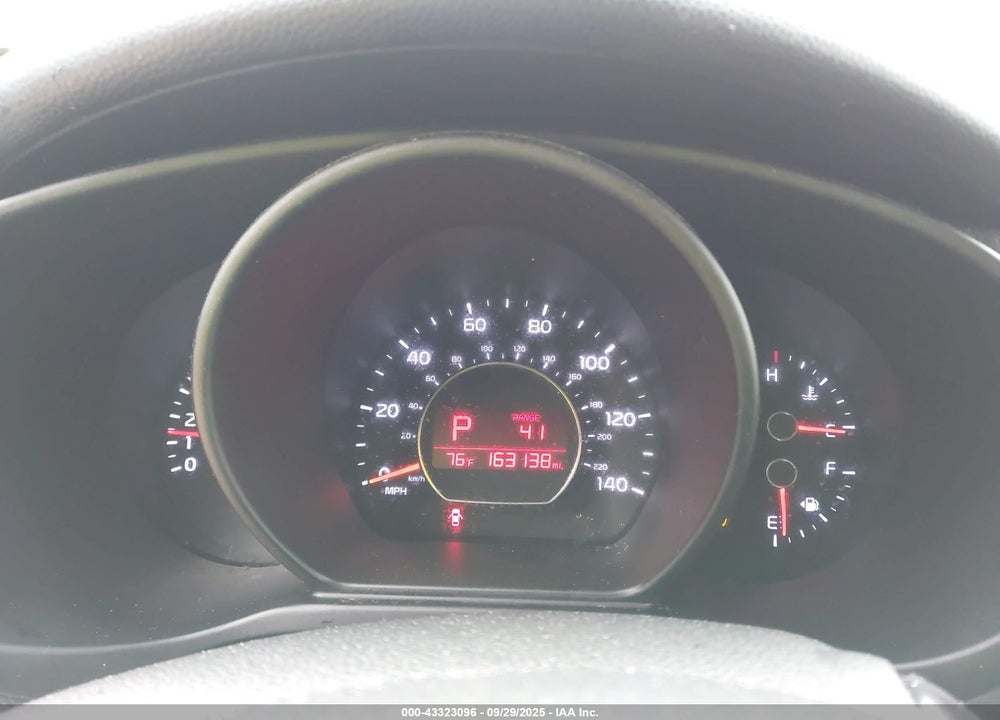 2015 KIA SOUL VIN: KNDJN2A28F7193144