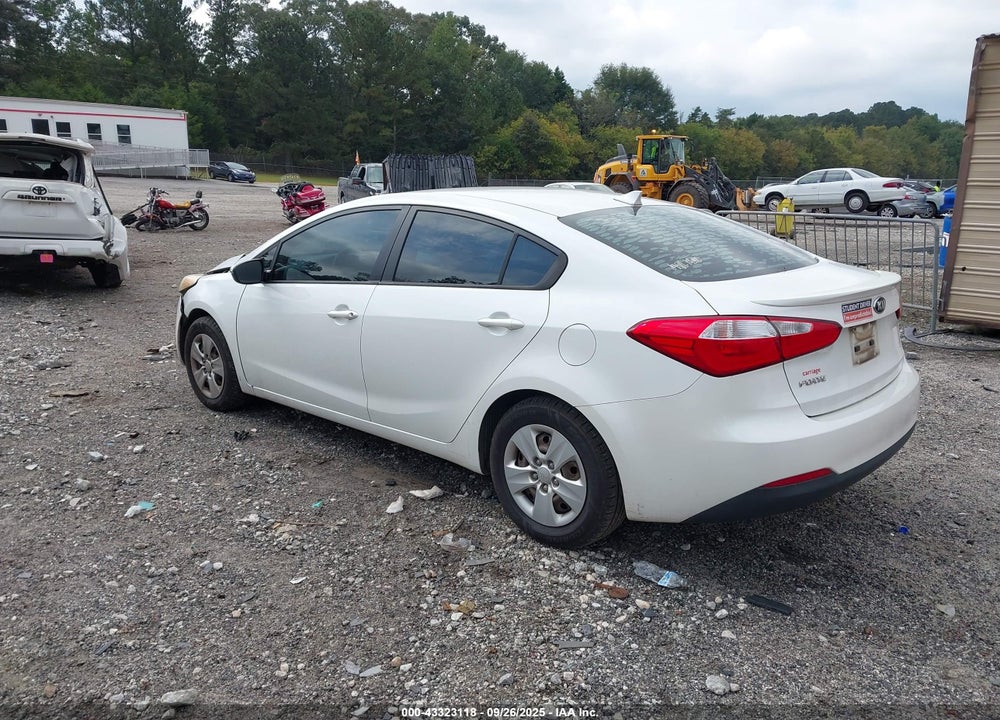 2015 KIA FORTE LX VIN: KNAFX4A61F5302325