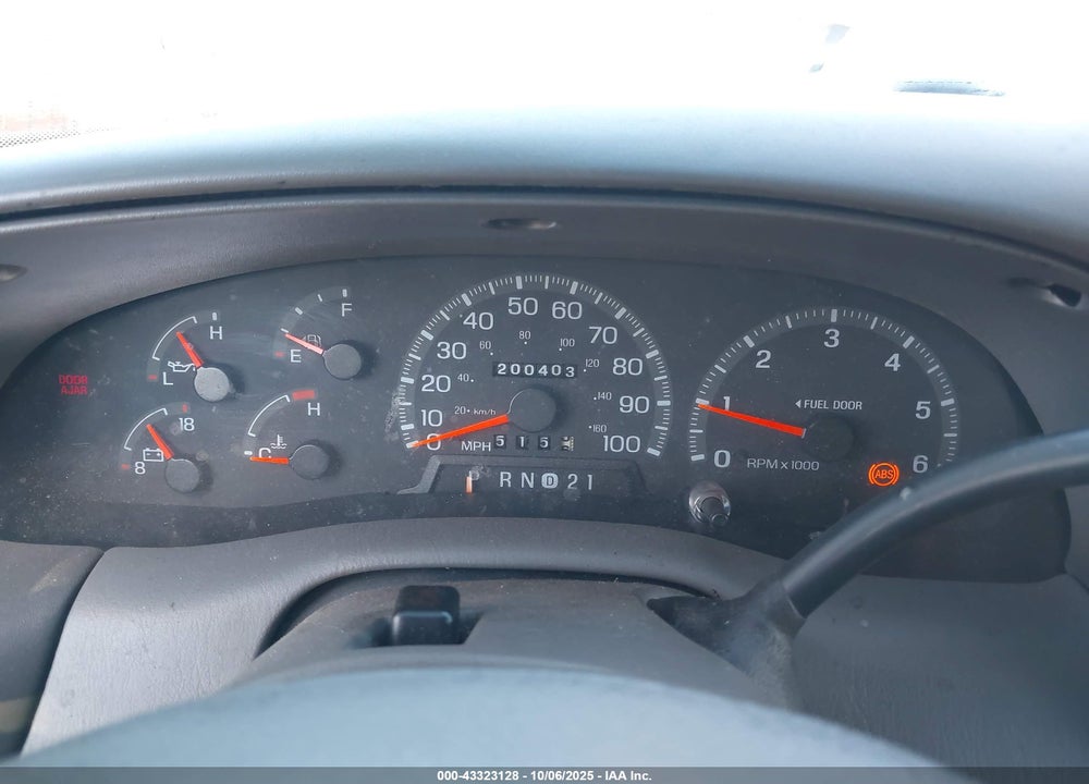 1998 FORD EXPEDITION EDDIE BAUER/XLT VIN: 1FMFU18L5WLA09590
