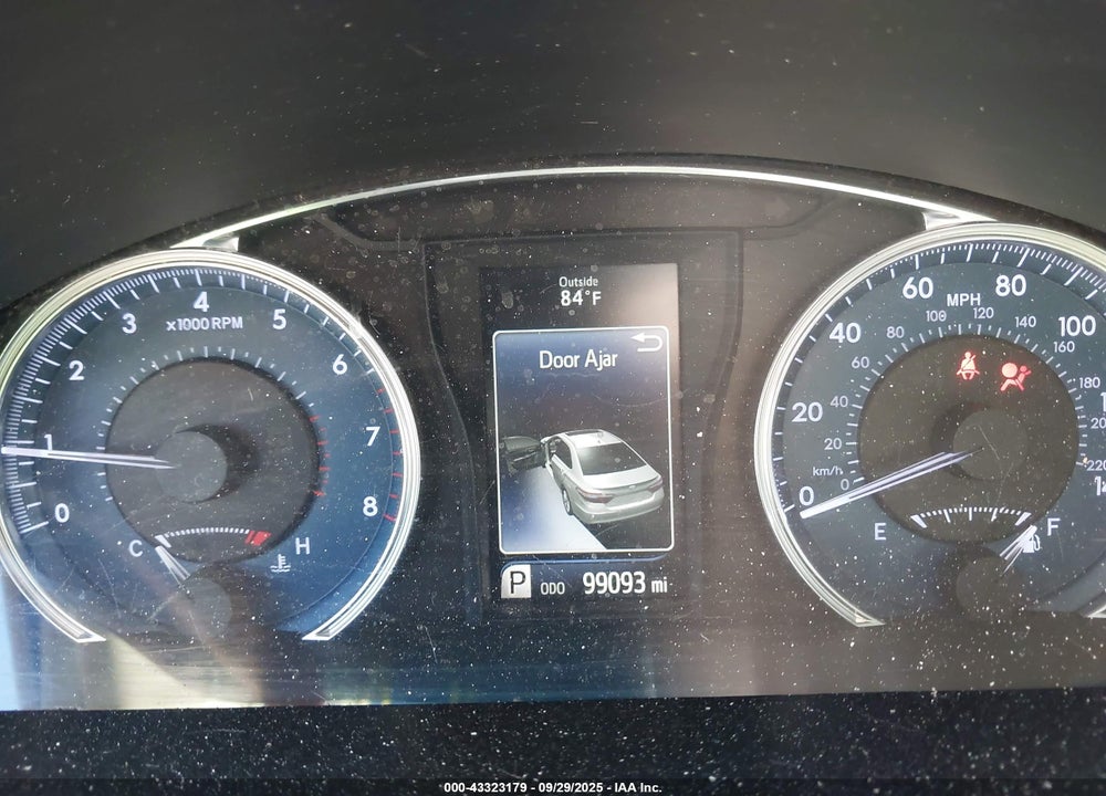 2016 TOYOTA CAMRY VIN: 4T4BF1FK4GR563661