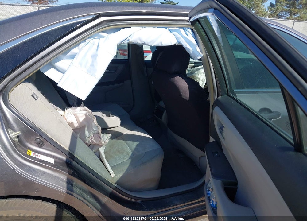 2016 TOYOTA CAMRY VIN: 4T4BF1FK4GR563661