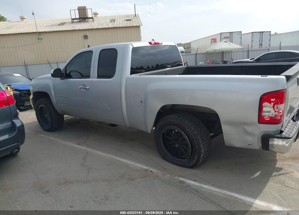 2013 CHEVROLET SILVERADO 1500 VIN: 1GCRCSE03DZ151838