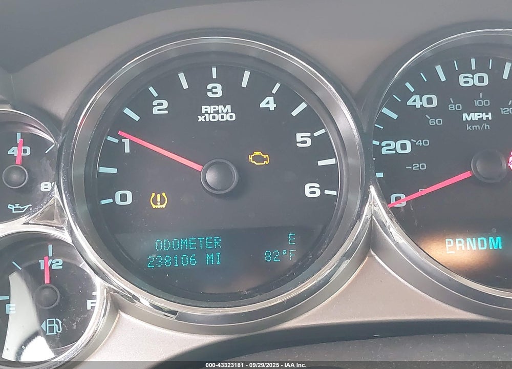2013 CHEVROLET SILVERADO 1500 VIN: 1GCRCSE03DZ151838
