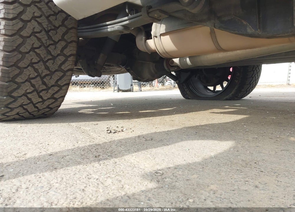 2013 CHEVROLET SILVERADO 1500 VIN: 1GCRCSE03DZ151838