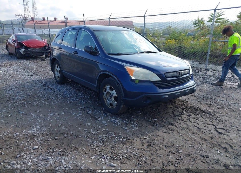 2008 HONDA CR-V LX VIN: JHLRE48348C000756