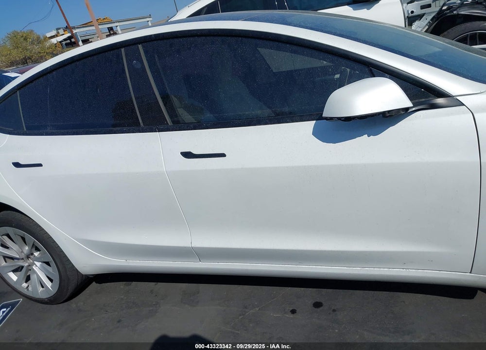 2022 TESLA MODEL 3 VIN: 5YJ3E1EA8NF373575