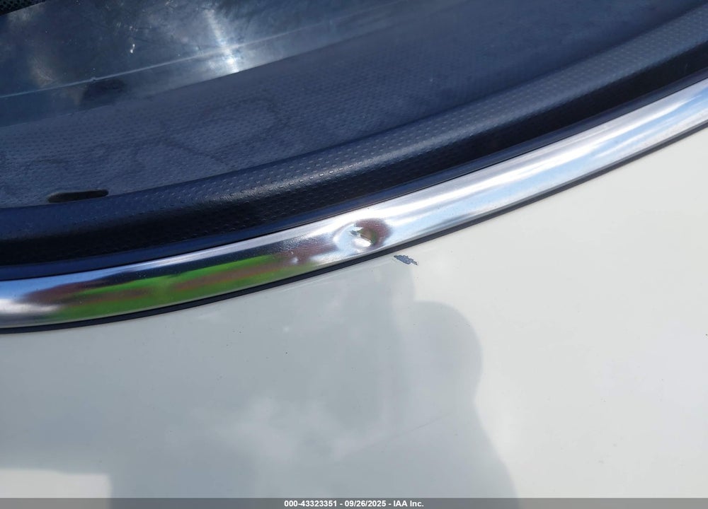 2009 MINI COOPER VIN: WMWMF73559TT99786