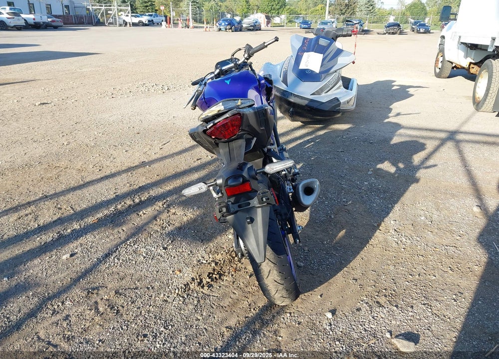 2025 YAMAHA MTN320 A VIN: MH3RH28E8SK002342