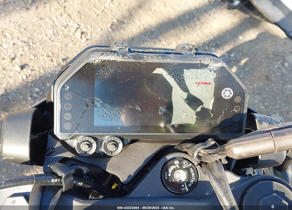 2025 YAMAHA MTN320 A VIN: MH3RH28E8SK002342