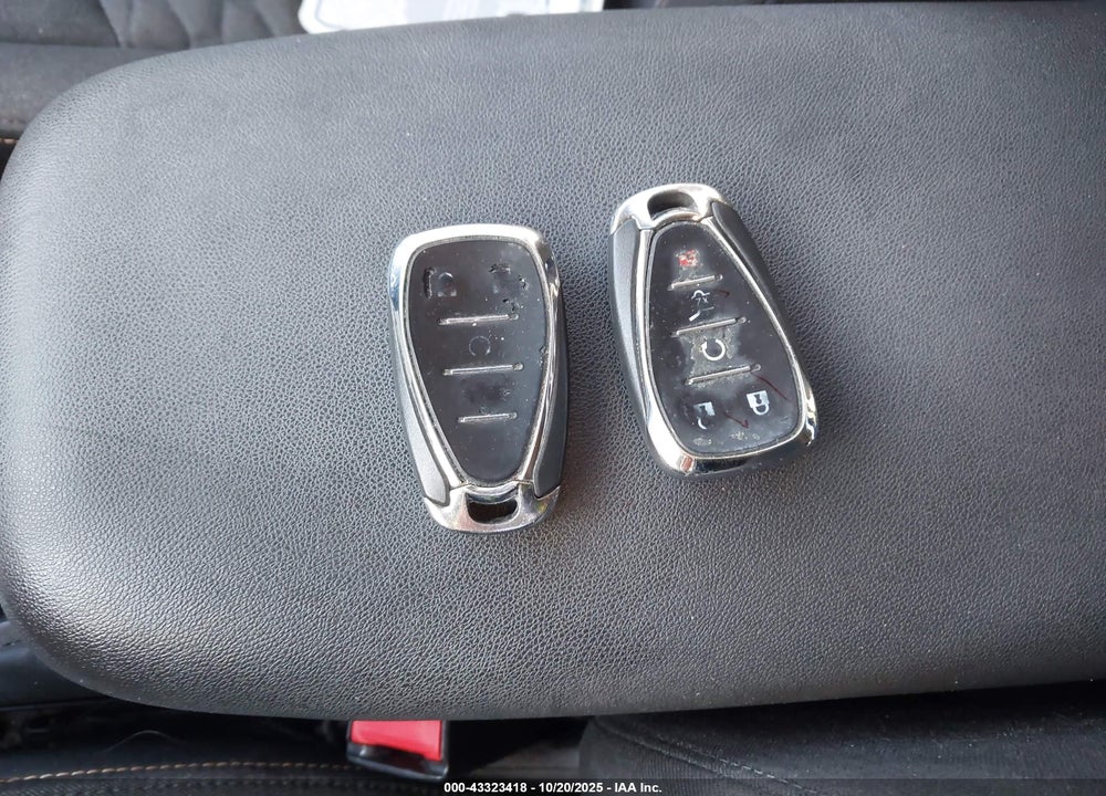 2018 CHEVROLET EQUINOX LT VIN: 3GNAXJEV6JL307999