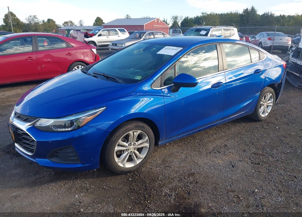 2019 CHEVROLET CRUZE VIN: 1G1BE5SM2K7138083