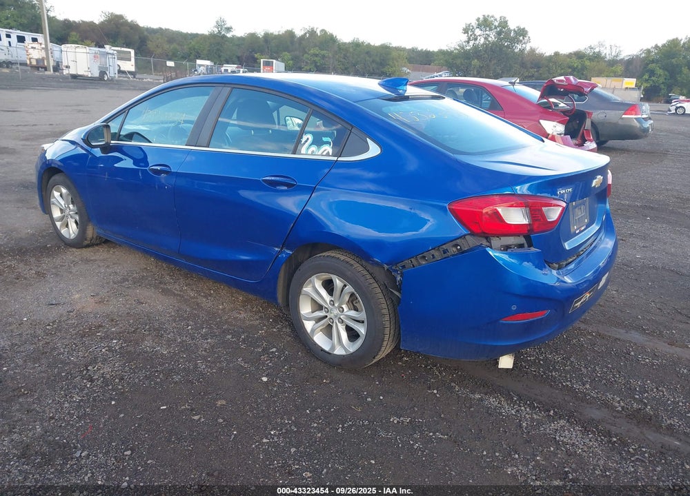 2019 CHEVROLET CRUZE VIN: 1G1BE5SM2K7138083