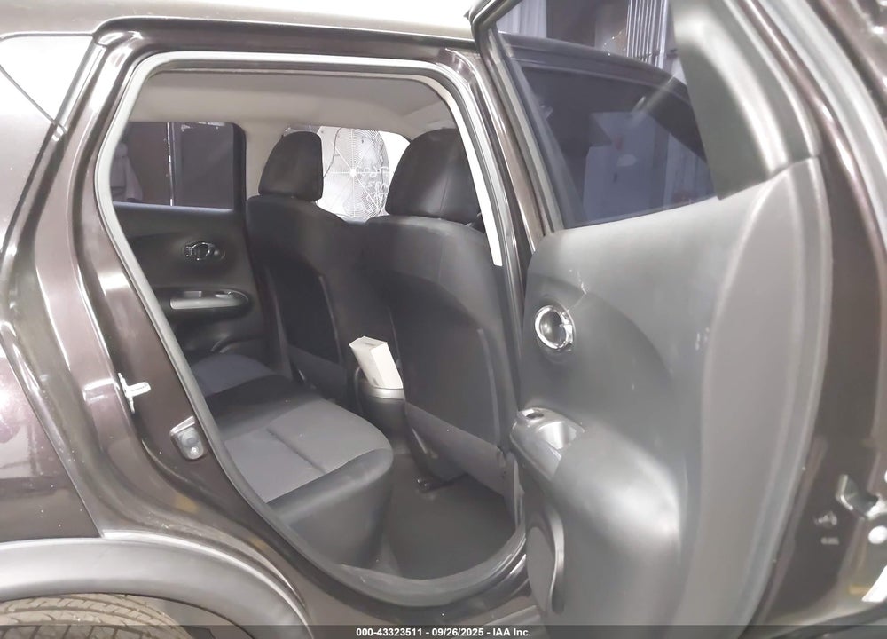2014 NISSAN JUKE VIN: JN8AF5MV7ET483647