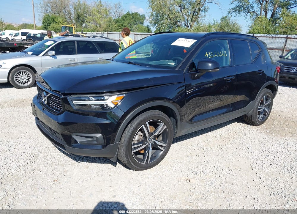 2021 VOLVO XC40 VIN: YV4162UM3M2576085