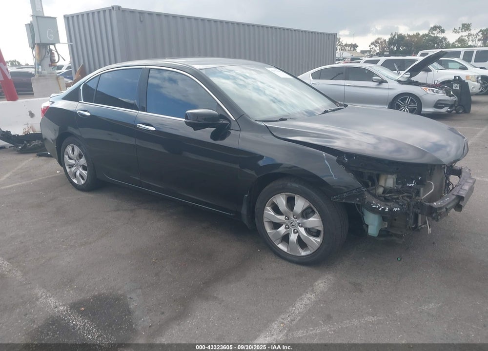 2015 HONDA ACCORD EX-L V-6 VIN: 1HGCR3F86FA005340