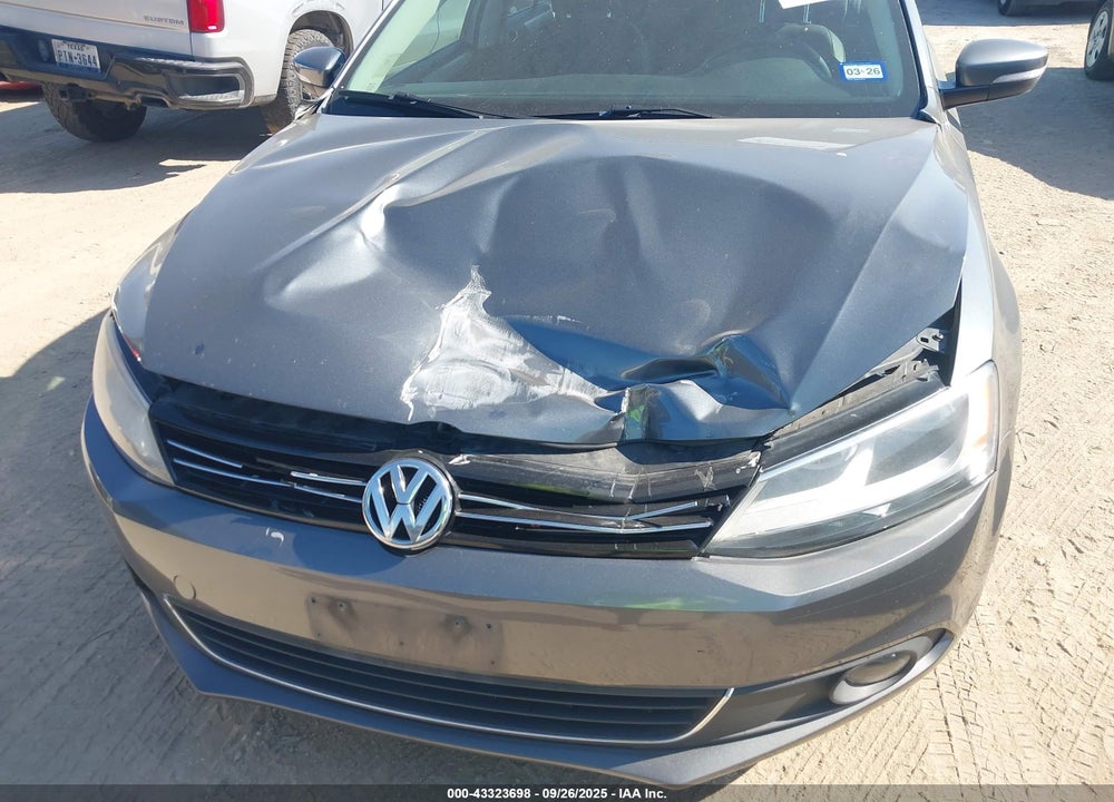 2011 VOLKSWAGEN JETTA 2.5L SEL VIN: 3VWGX7AJ5BM088762