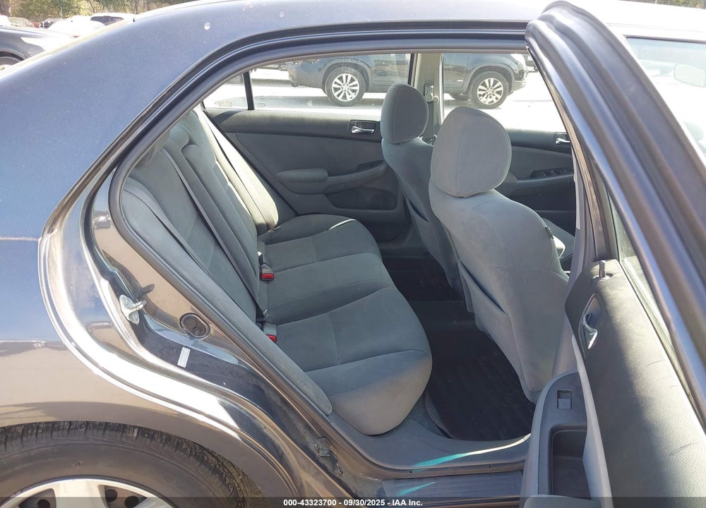 2007 HONDA ACCORD 2.4 LX VIN: 1HGCM56497A098072